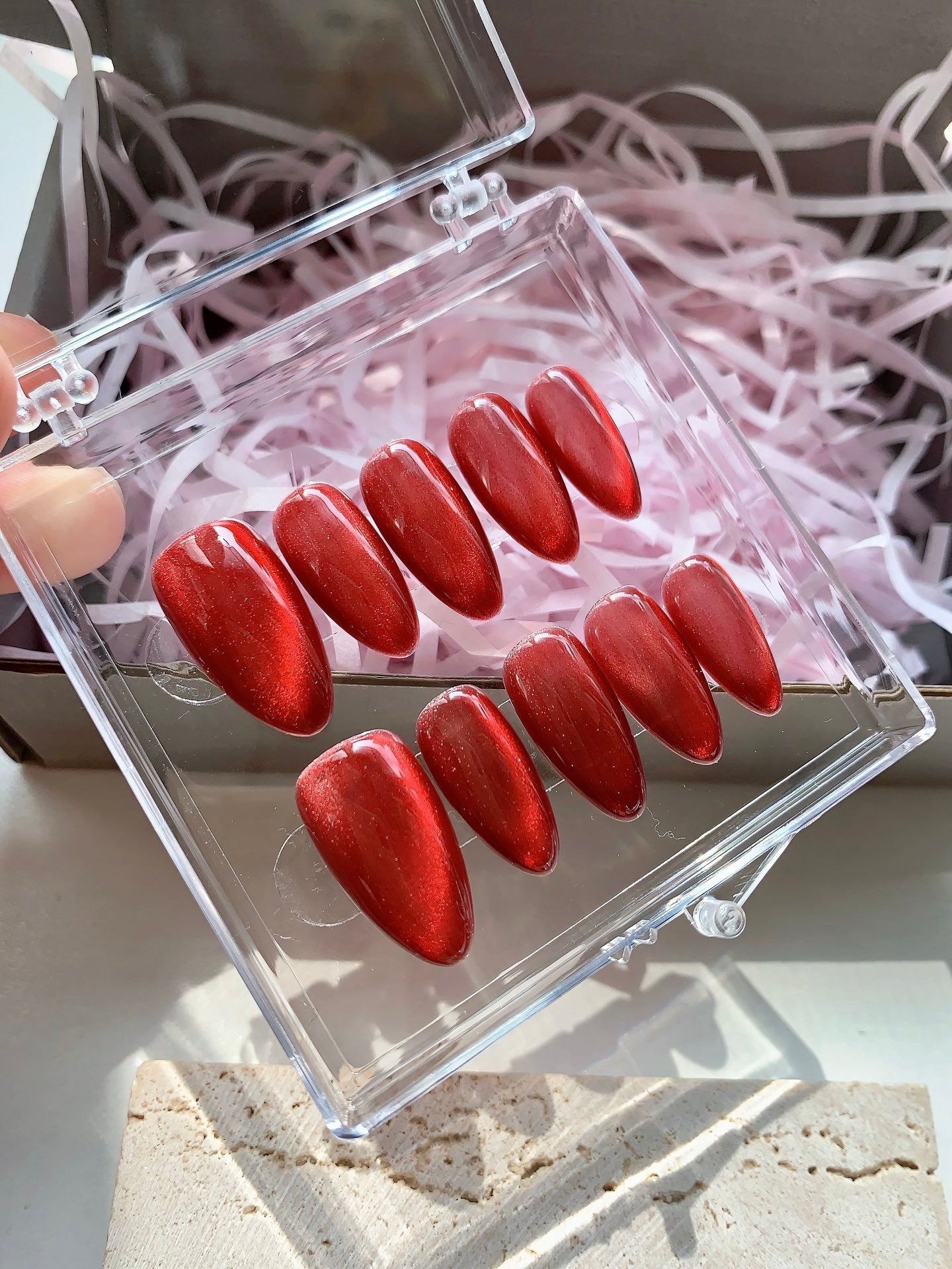 Red Cateye